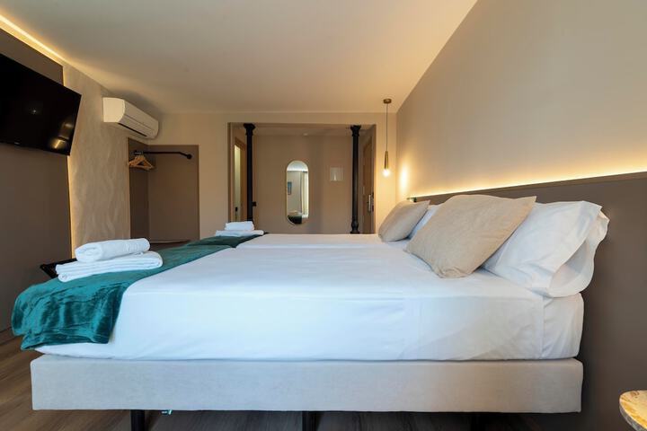 Room 8 of 21