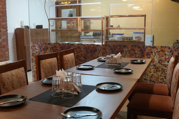 Ballroom/Hall 50 of 80