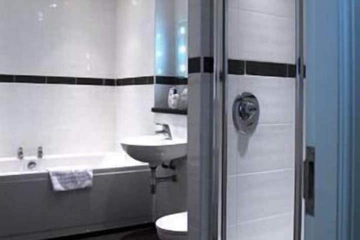 Bath Interior