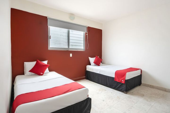Room 4 of 34