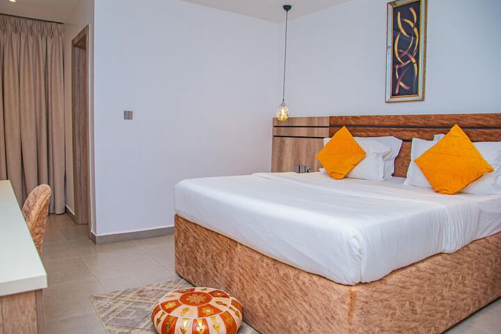 Room 20 of 34