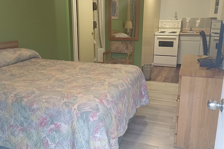 Room 13 of 68