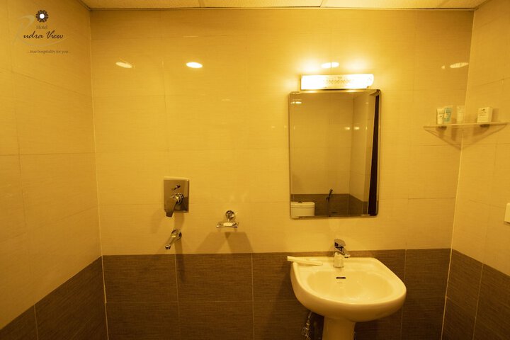 Room 15 of 23