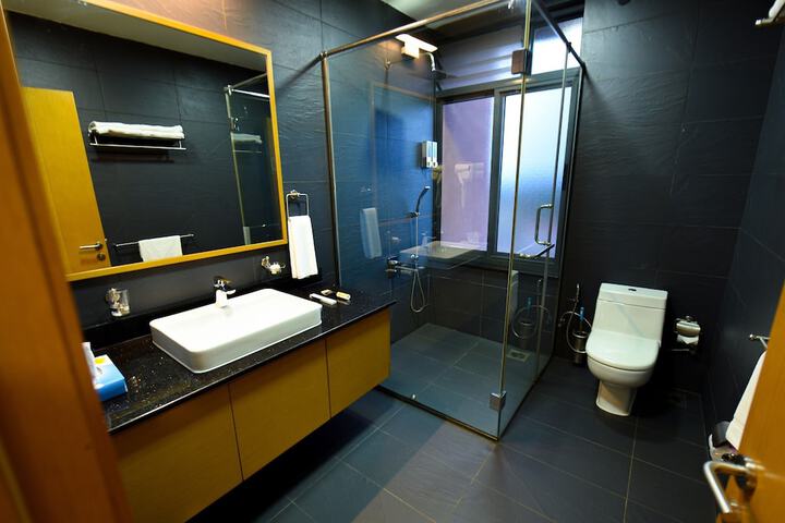 Room 40 of 61