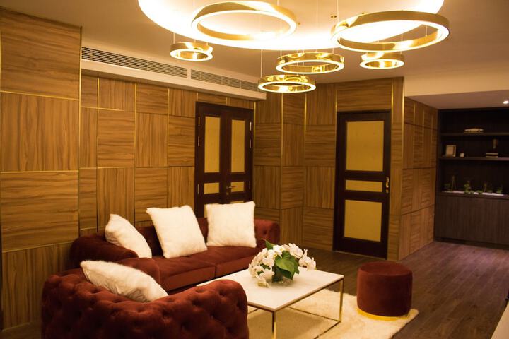 Room 29 of 86