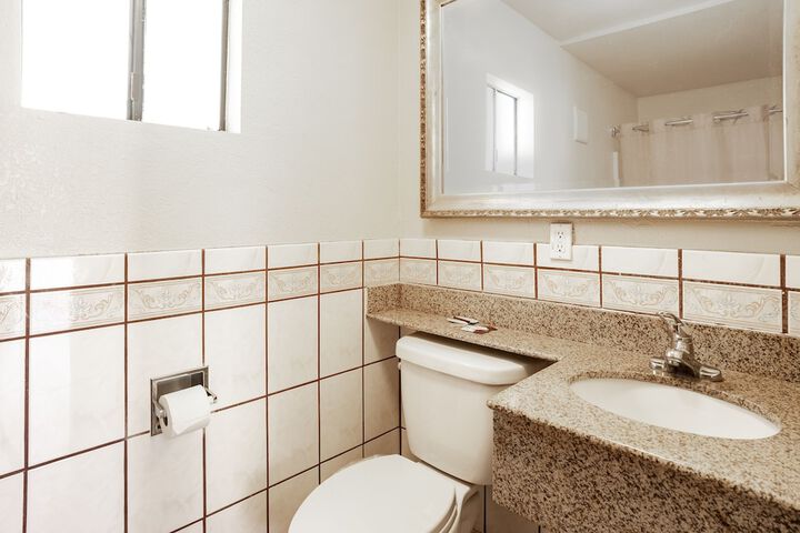 Bathroom sink