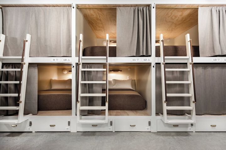 Room 16 of 29