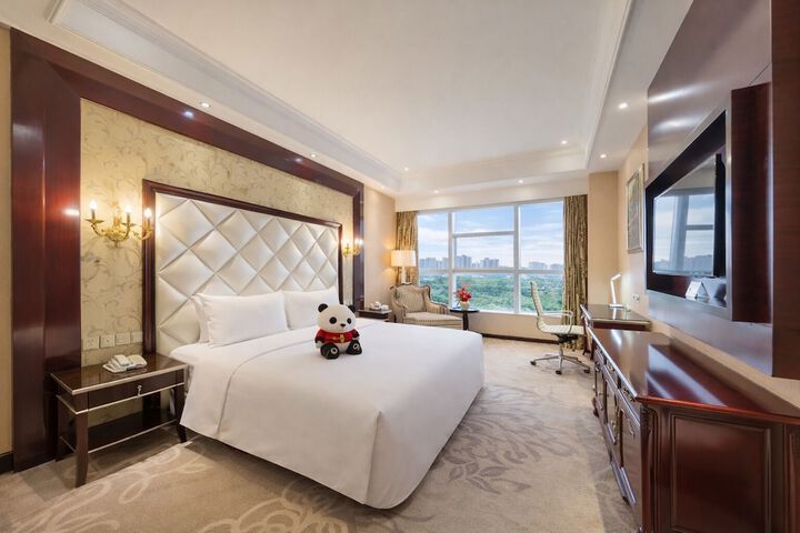 Room 10 of 53