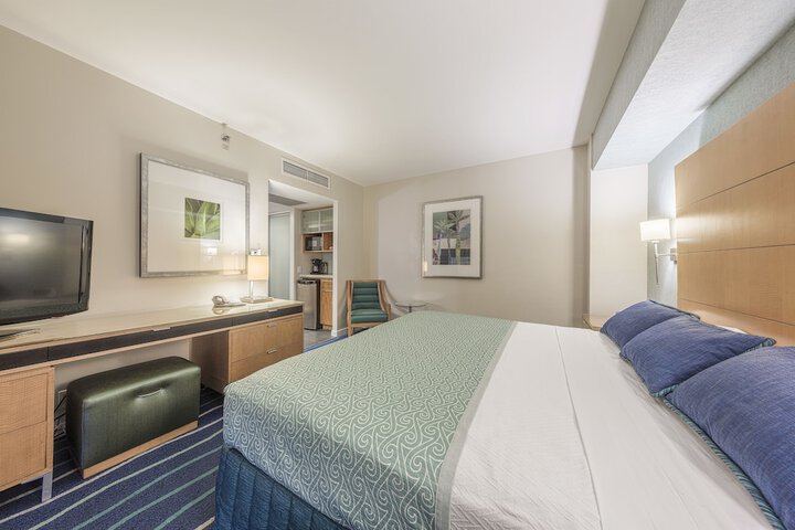 Room 20 of 213