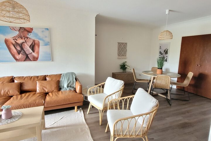 Room 9 of 26