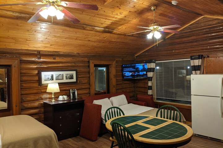 Room 10 of 50