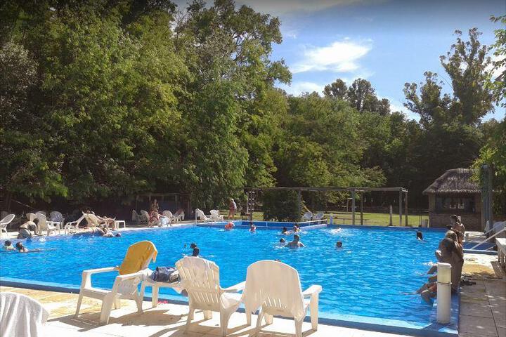 Pool 32 of 75