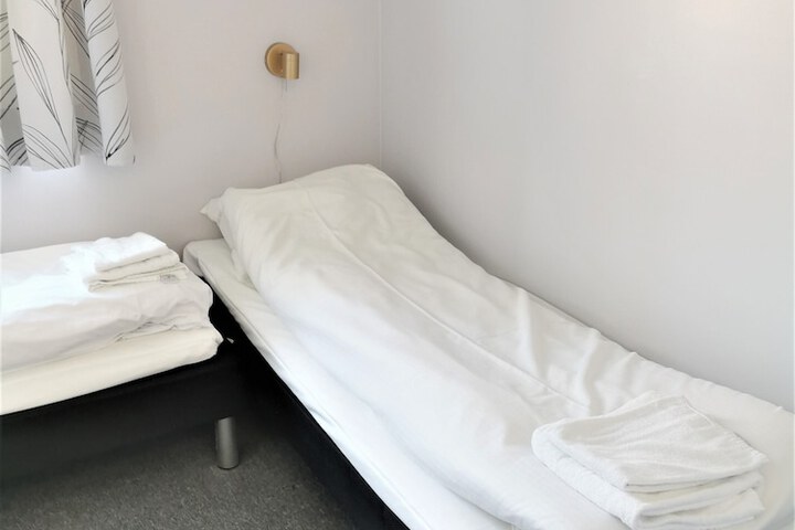 Room 10 of 45