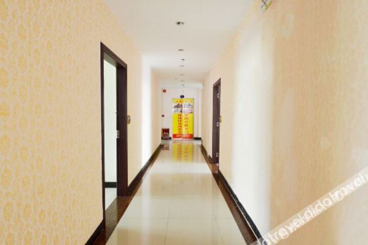 Hotel Interior 9 of 22