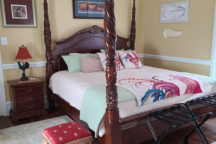 Room 11 of 31
