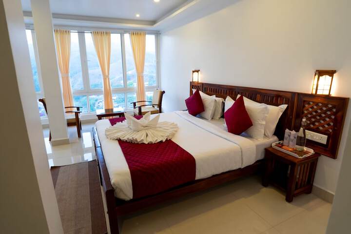 Room 4 of 55