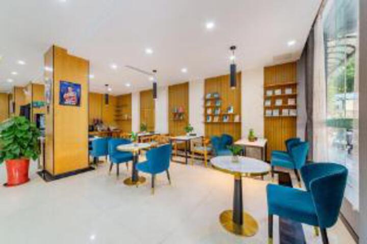 Xian S Hotel (Dongfang High-speed Railway Station Branch)