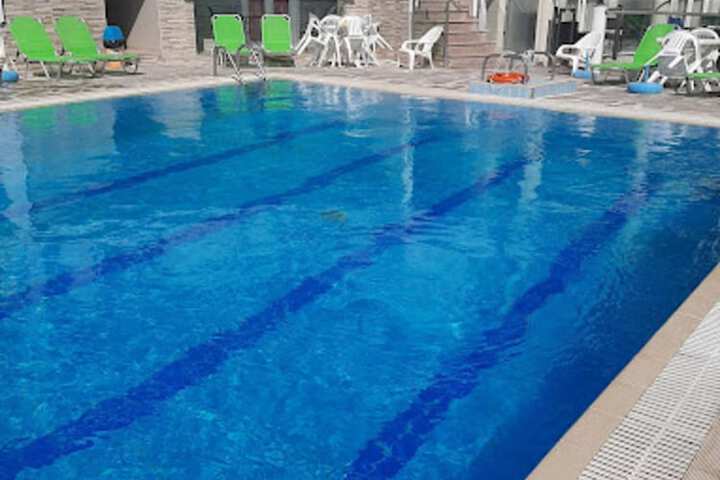 Pool 22 of 27