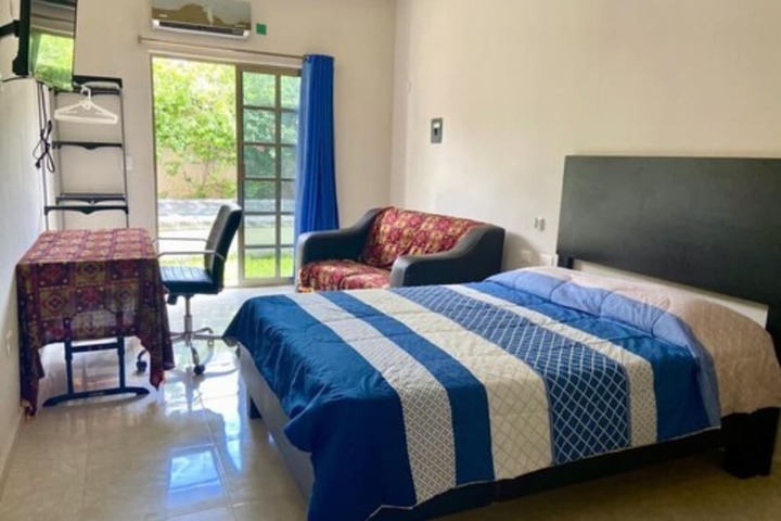 Room 3 of 38