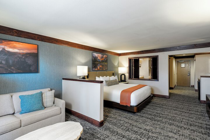 Suite 1 King Bed Spa (3 of 5)