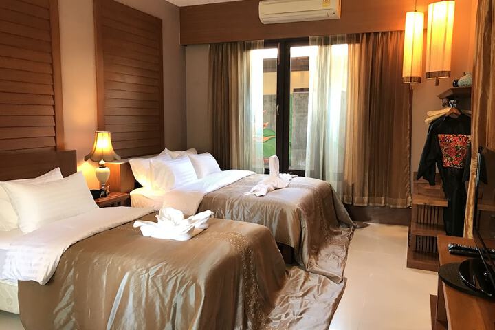 Room 13 of 51