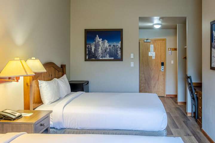 Room 60 of 266