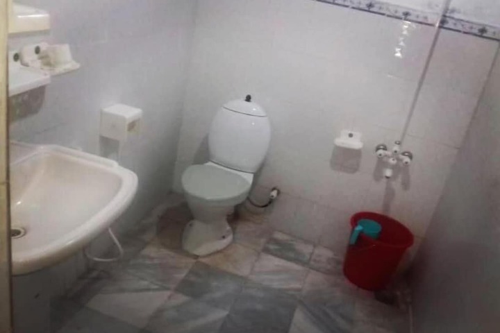 Room 5 of 20