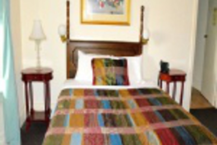 Room 709 of 768