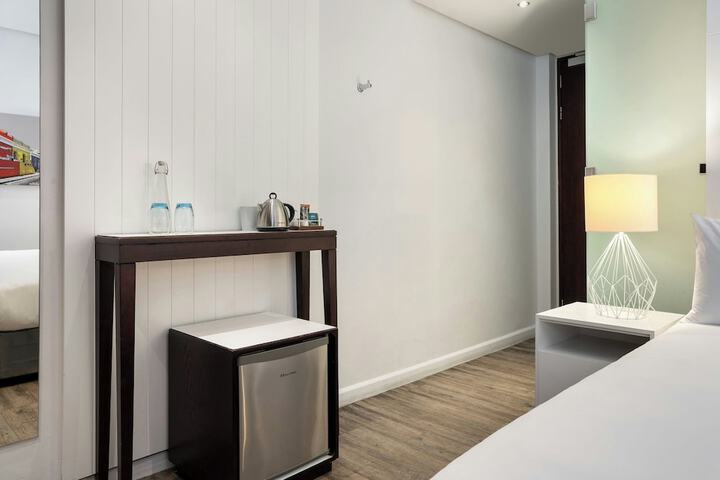 Room 14 of 89