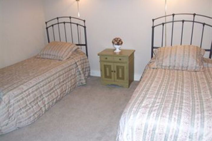 Room 12 of 30