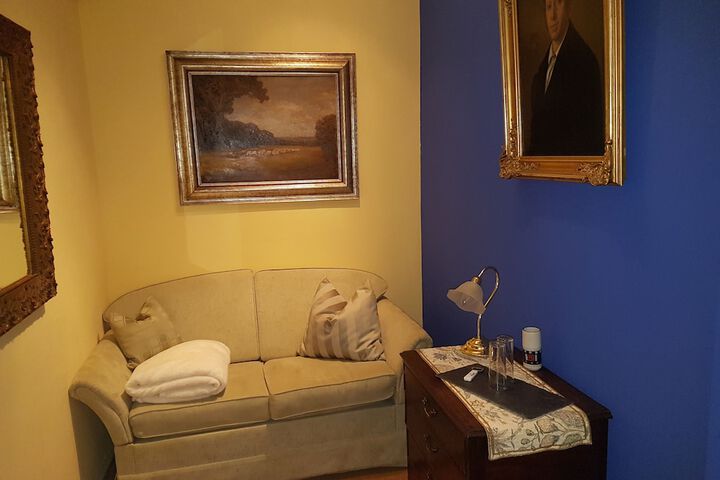 Room 46 of 80