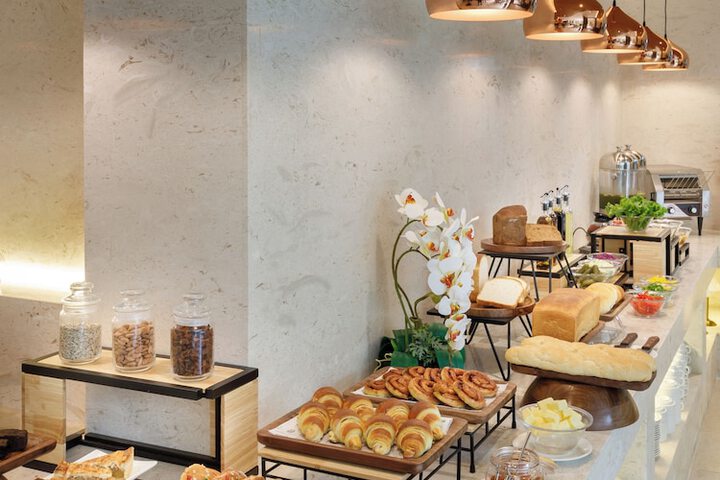 Breakfast/Coffee Service 47 of 63