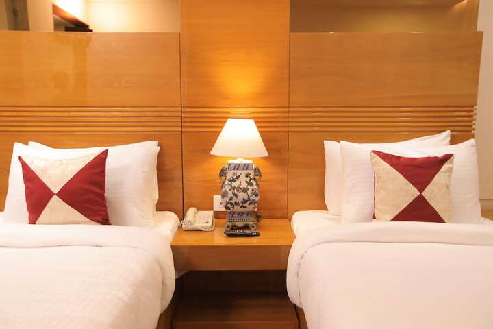 Room 15 of 55
