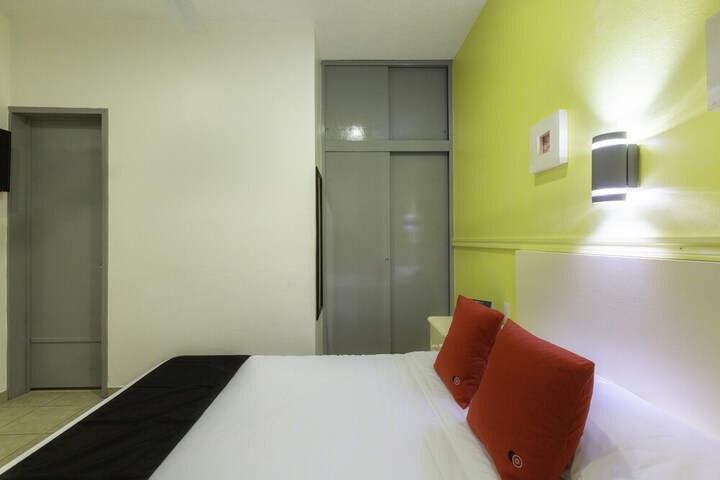 Room 5 of 35