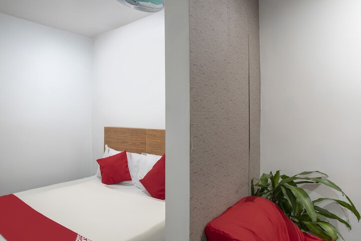 Room 9 of 57