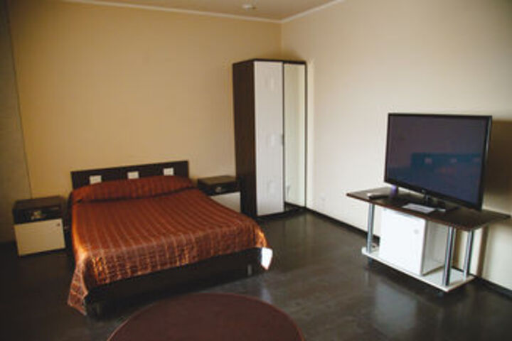 Room 19 of 49