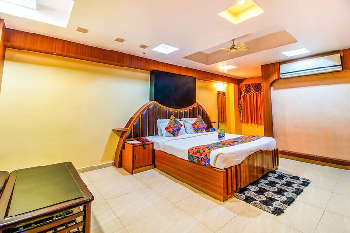 Room 18 of 37