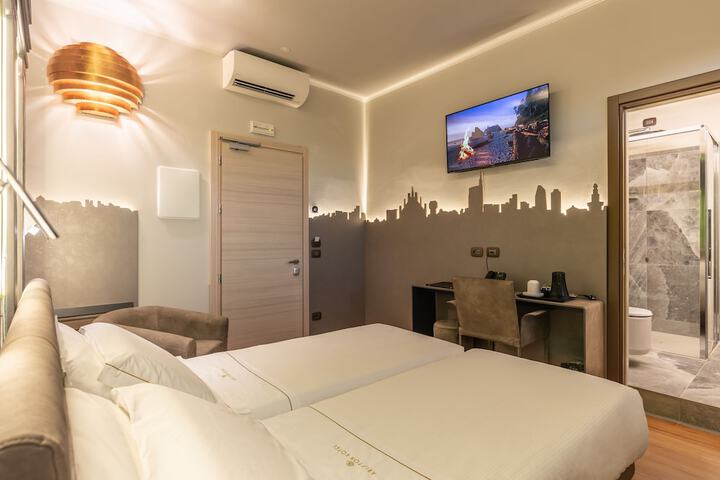 Room 37 of 84