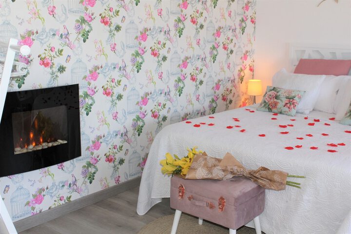 Room 4 of 135