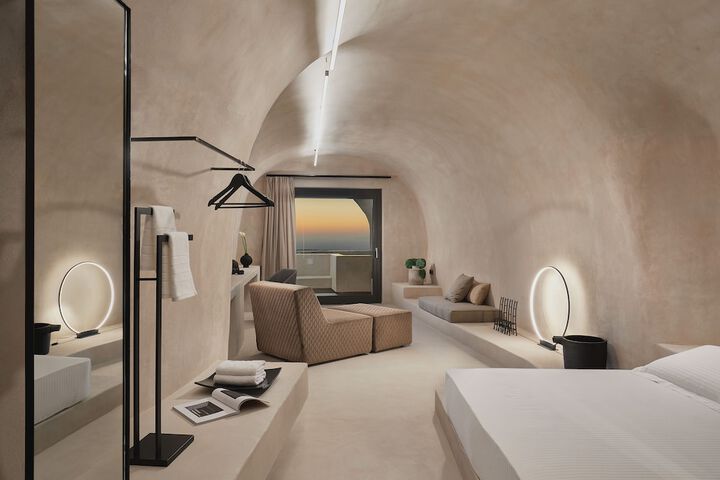 Room 17 of 75