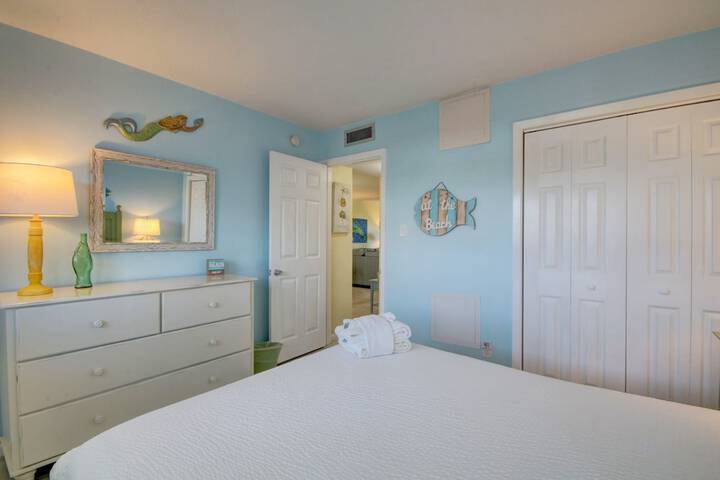 Room 5 of 27