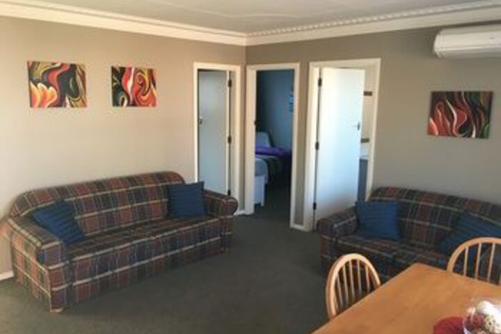 Room 33 of 39
