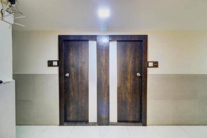 Hotel New Sarovar Grand
