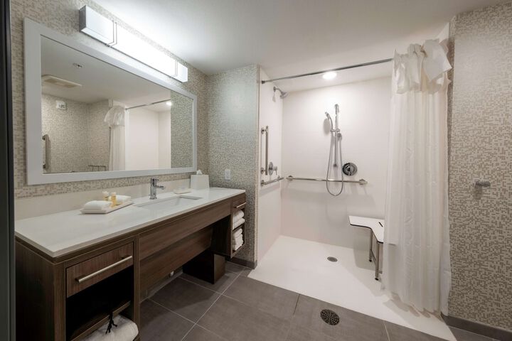 Bathroom shower