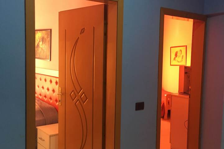 Room 10 of 34