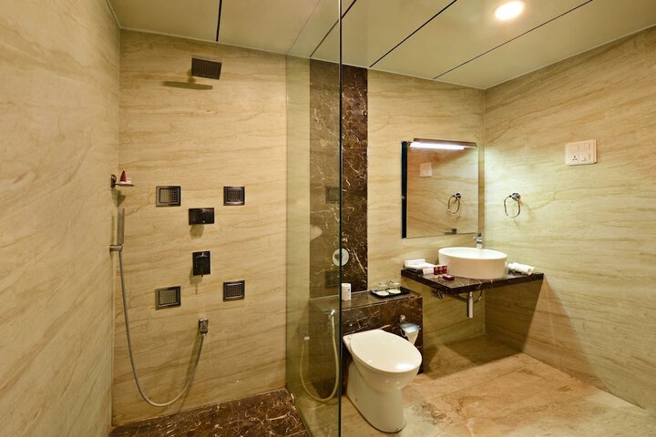 Clean Restrooms