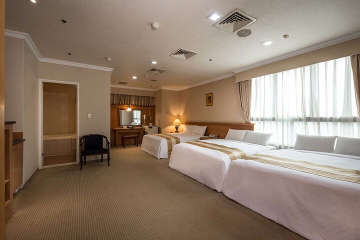Room 29 of 81