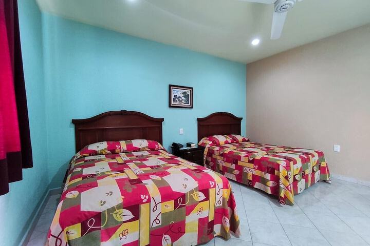 Room 9 of 24