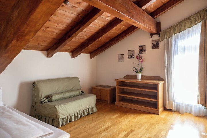 Room 45 of 82