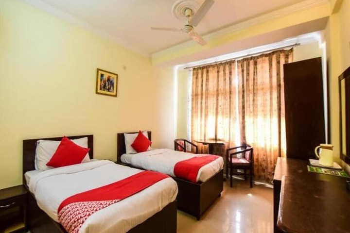 Room 14 of 49